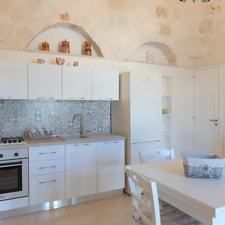 Masseria Carperi In The Heart Of Valle D'itria Villa Cisternino
