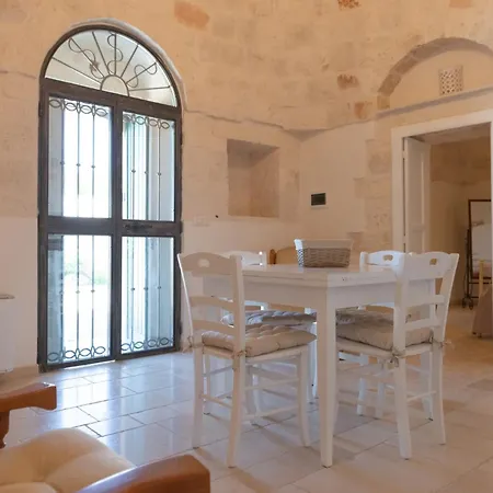 Masseria Carperi In The Heart Of Valle D'itria * Cisternino