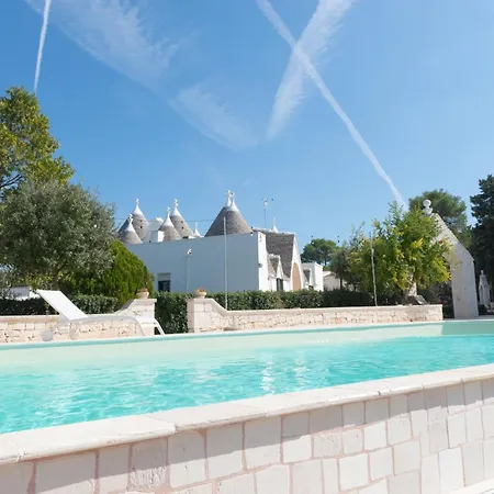 Masseria Carperi In The Heart Of Valle D'itria * Cisternino